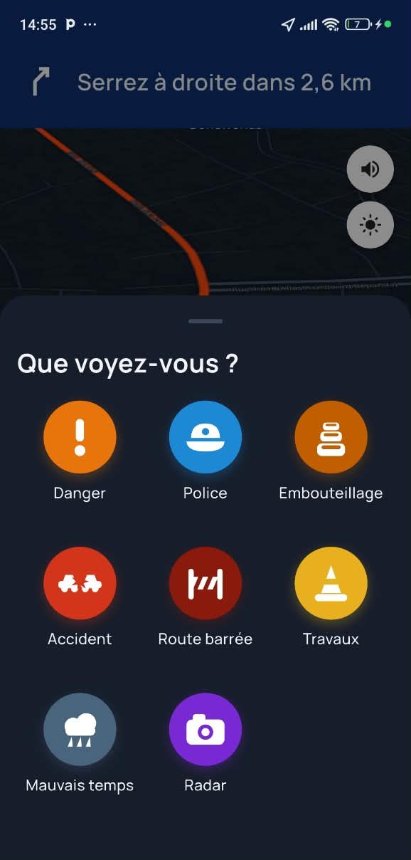 Feuille « Que voyez-vous ? » avec huit types de signalement : danger, police, embouteillage, accident, route barrée, travaux, mauvais temps, radar